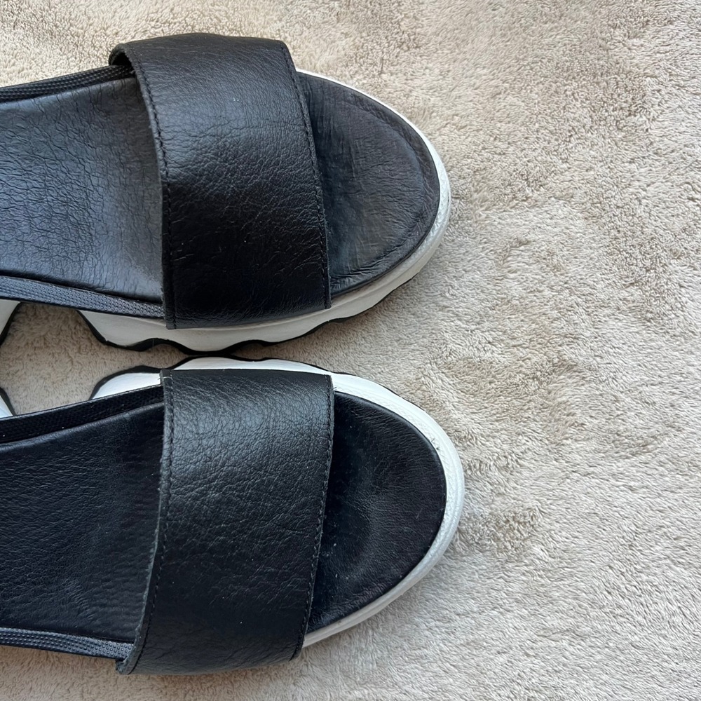 Sorel Black and White Platform Sport Sandals with Red Accent - Picture 8 of 15